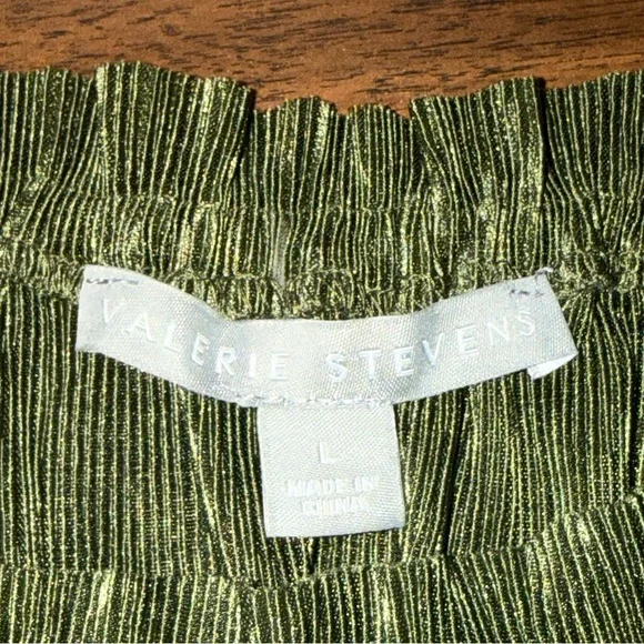 NWT Valerie Stevens Olive Pleated Velvet Knit Top L Boho Chic - Picture 5 of 8